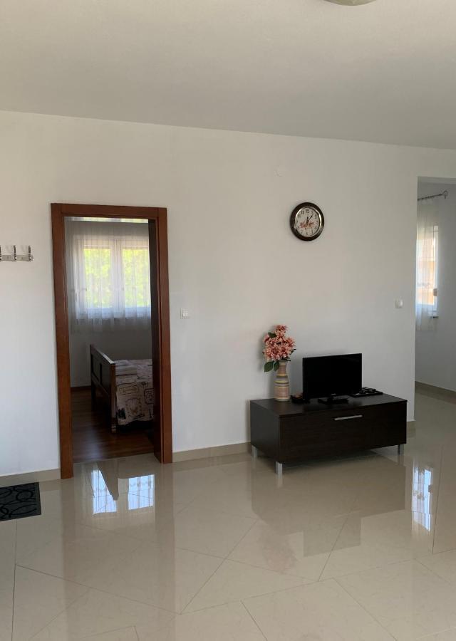 Green Hill Family Apartments Vodice Exterior foto