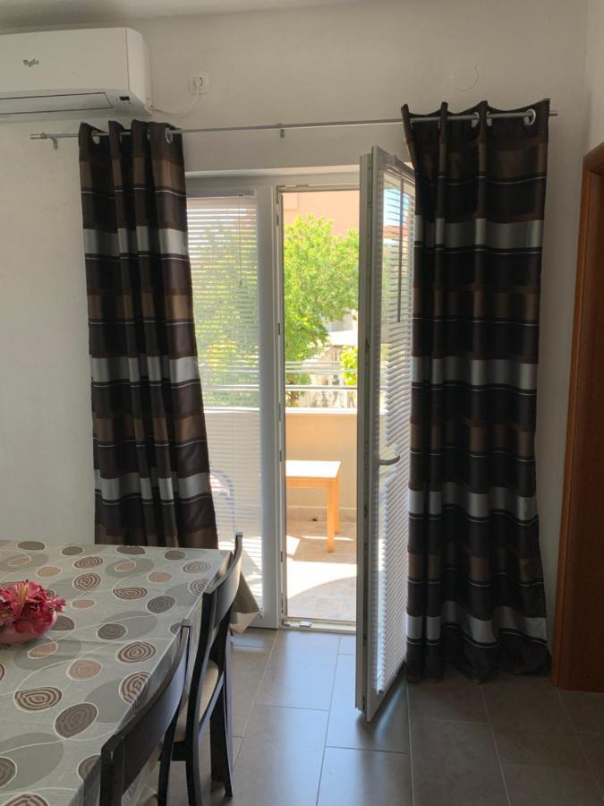 Green Hill Family Apartments Vodice Exterior foto